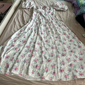 White/Floral Maxi Puff Sleeve Dress with Slit